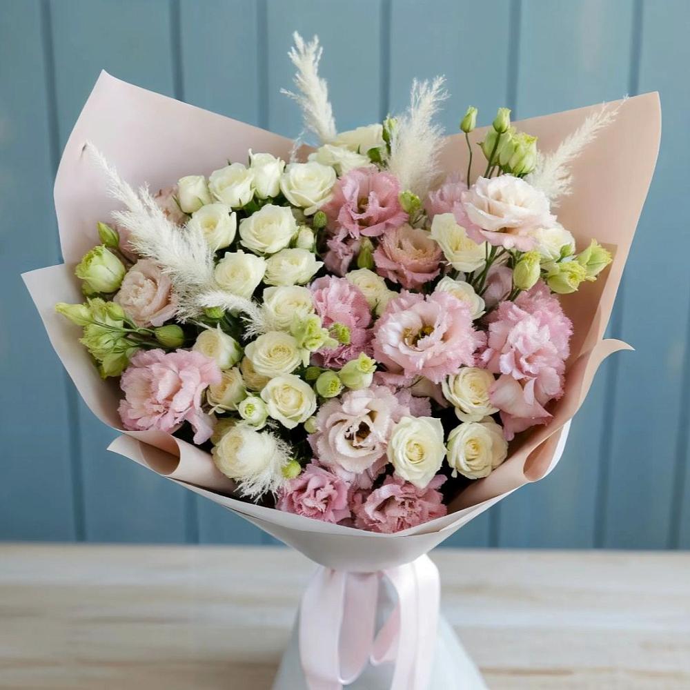 Букет цветов из: Альстромерии и Розы в Любучаны