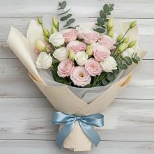 Букет цветов из:  Лизиантусы в Любучаны