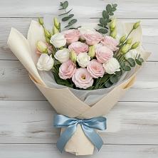 Букет цветов из:  Лизиантусы в Любучаны