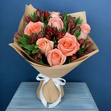 Букет цветов из:  Розы и Альстромерии в Любучаны