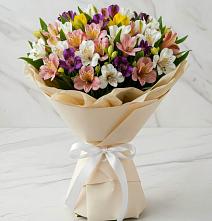 Букет цветов из:  Альстромерии в Любучаны