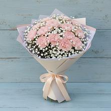 Букет цветов из:  Гвоздики в Любучаны
