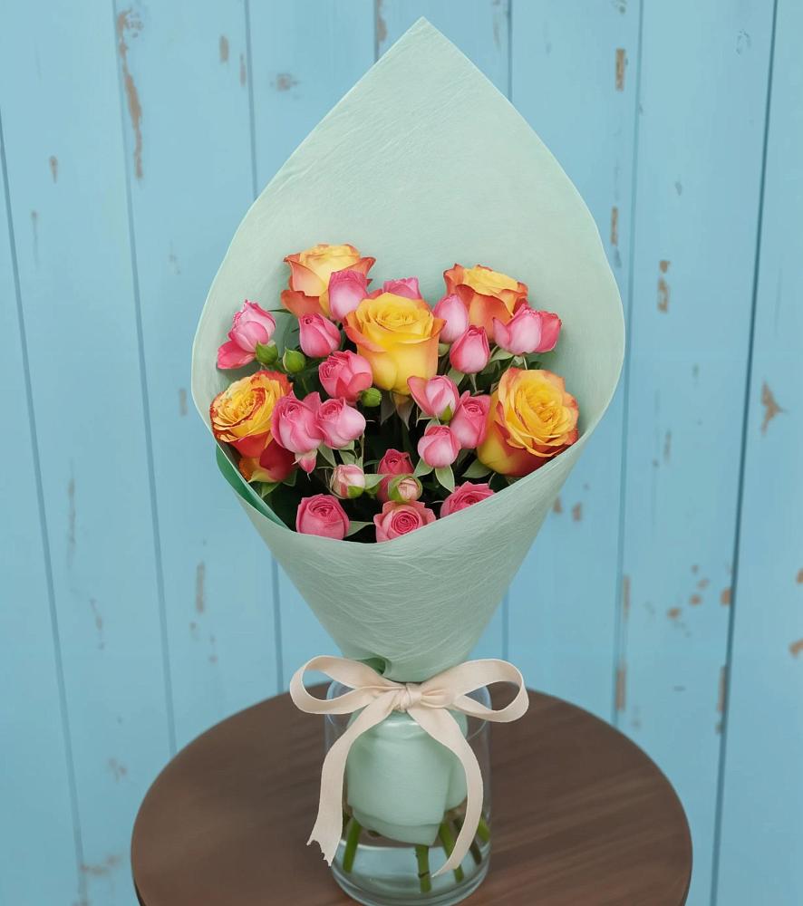 Букет цветов из: Розы в Любучаны