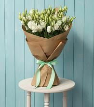 Букет цветов из:  Лизиантусы в Любучаны