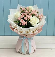 Букет цветов из:  Розы в Любучаны