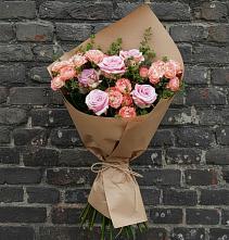 Букет цветов из:  Розы в Любучаны