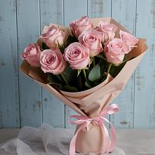 Букет цветов из:  Розы в Любучаны