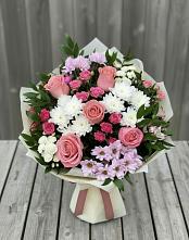 Букет цветов из:  Альстромерии, Гвоздики, Розы и Хризантемы в Любучаны