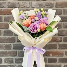 Букет цветов из:  Лизиантусы и Розы #REPLACE_PRED# Любучаны