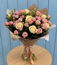 Букет цветов из:  Розы в Любучаны