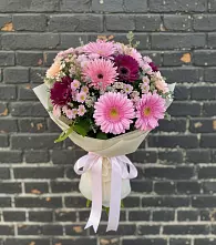 Букет цветов из:  Герберы и Хризантемы в Любучаны