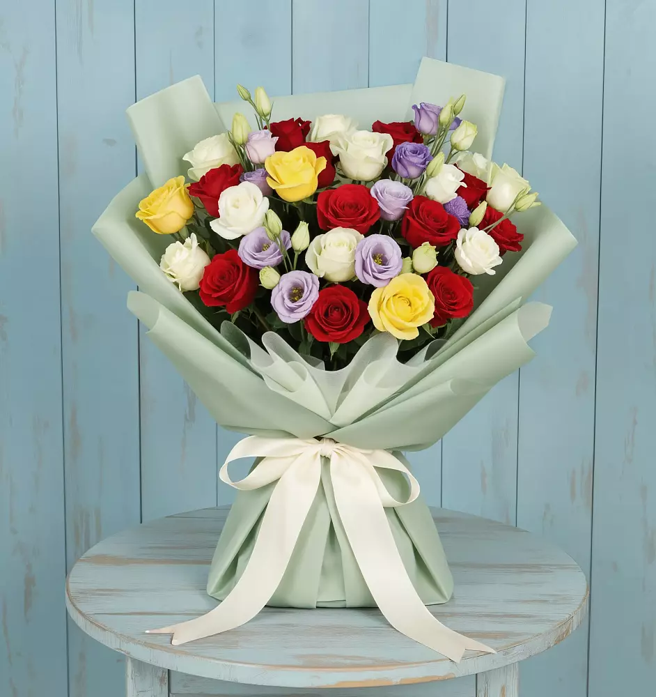 Букет цветов из: Розы в Любучаны